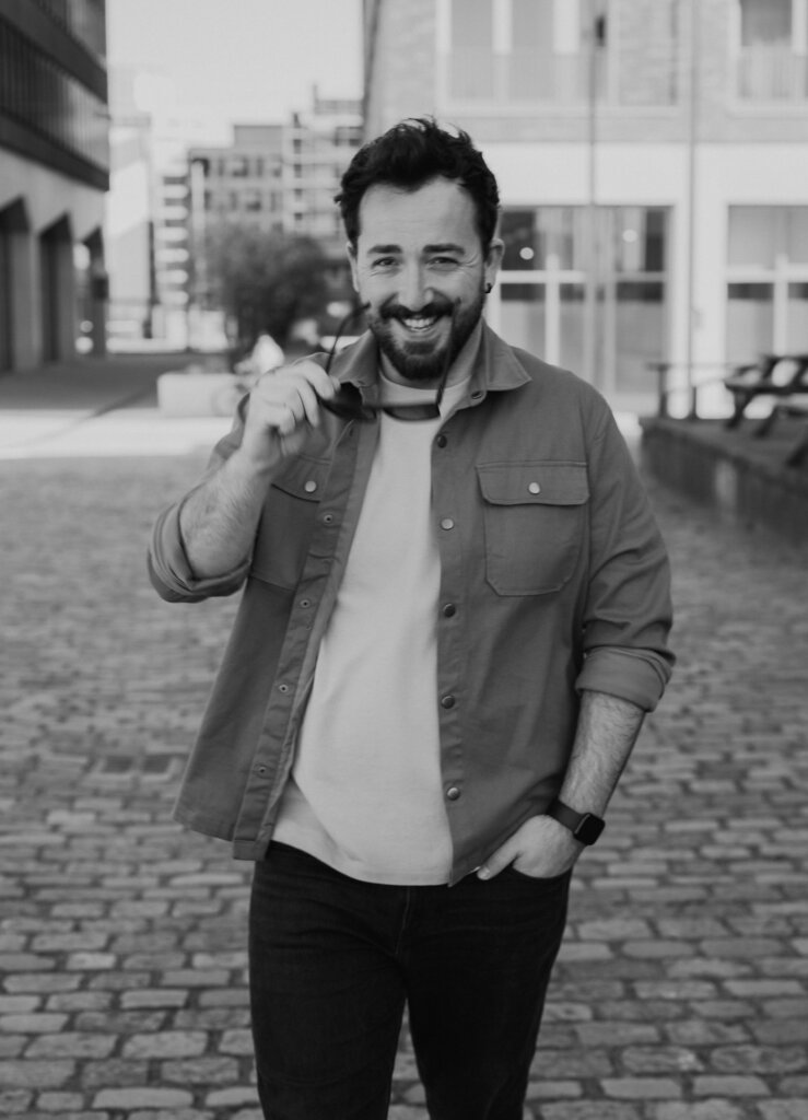 Businessfotograf-Bremen-Ein-Mann-in-schwarz-weiß